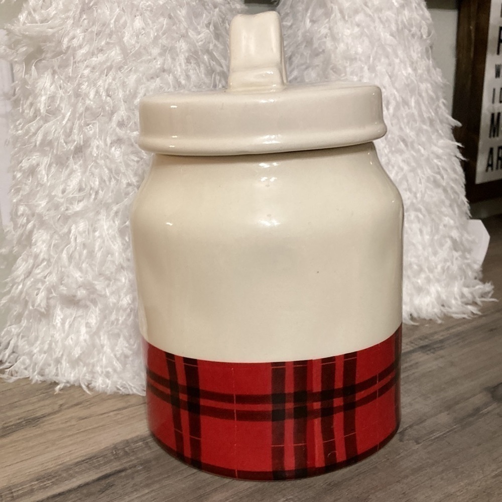 Rae Dunn YUM BUFFALO PLAID DIMPLED CERAMIC CANISTER W/RARE STAMPED MISPRINT - Picture 5 of 11